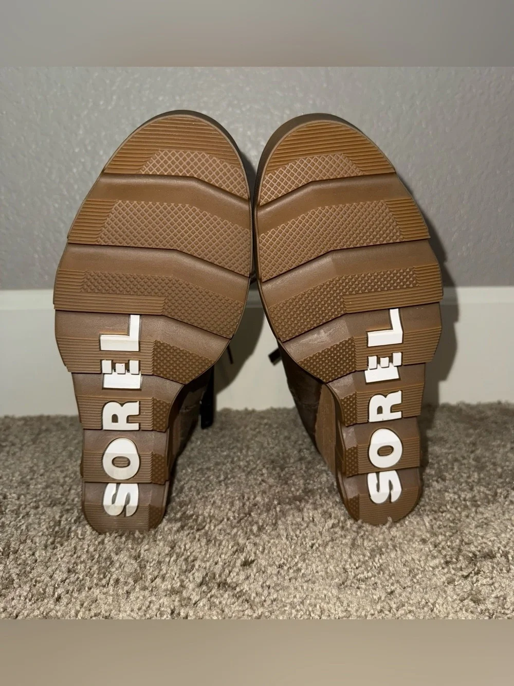 Brand New Sorel Joan of Arctic Lace-Up Wedge Boot